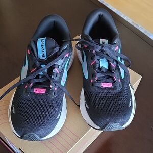 Brooks Women's Black and Teal Running Shoes